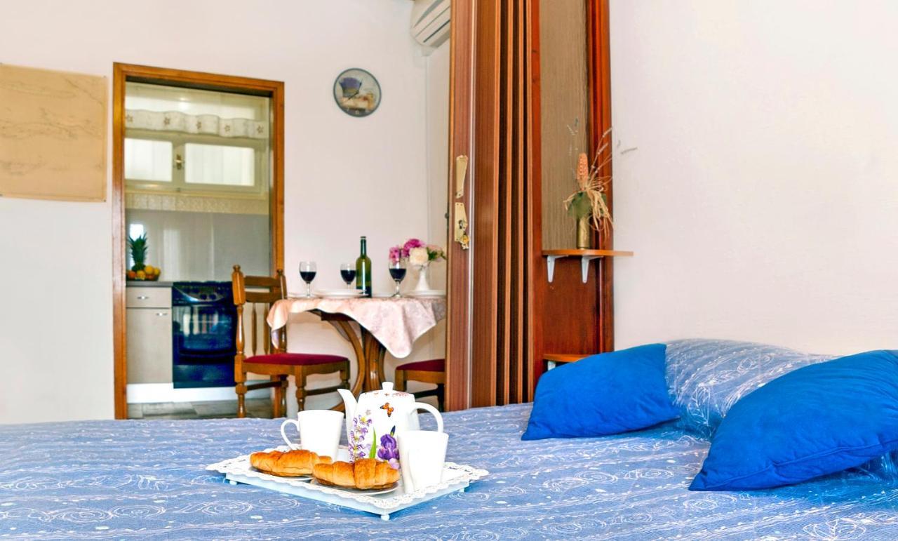 Apartmani Ines Drašnice Exterior foto