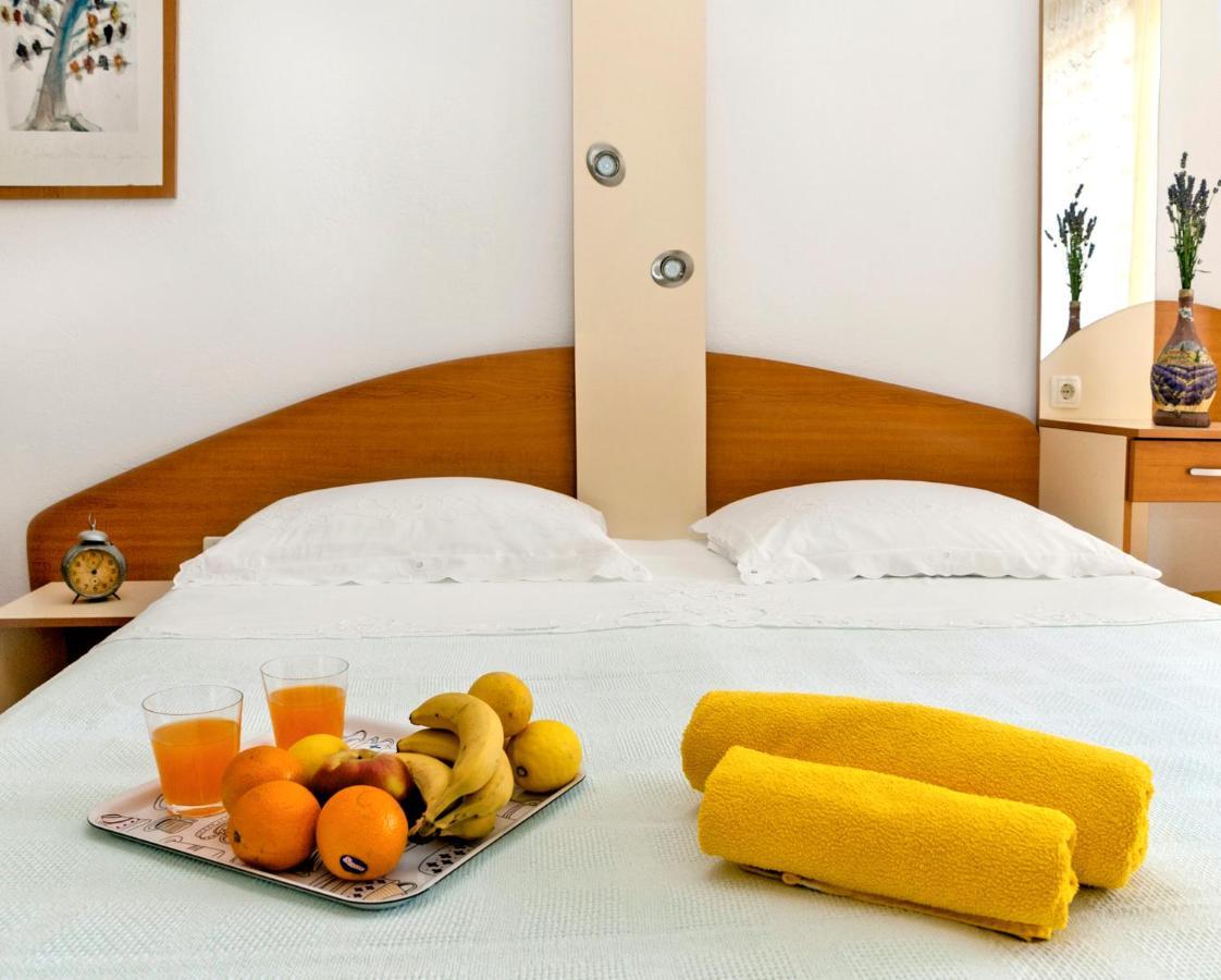 Apartmani Ines Drašnice Exterior foto