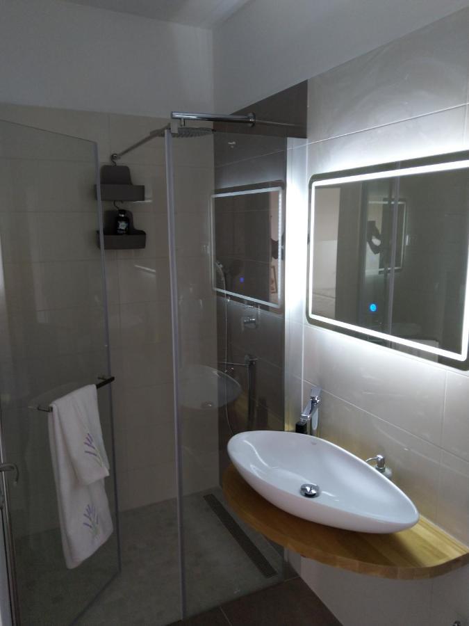 Apartmani Ines Drašnice Exterior foto